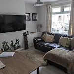 Maire Toireasa - Cosy Refurbished Property In The Gaeltacht Quarter