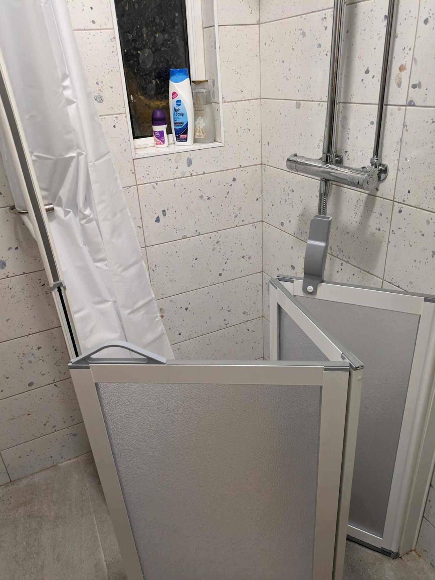 Maire Toireasa - Cosy Refurbished In The Gaeltacht Quarter Hébergement de vacances Belfast