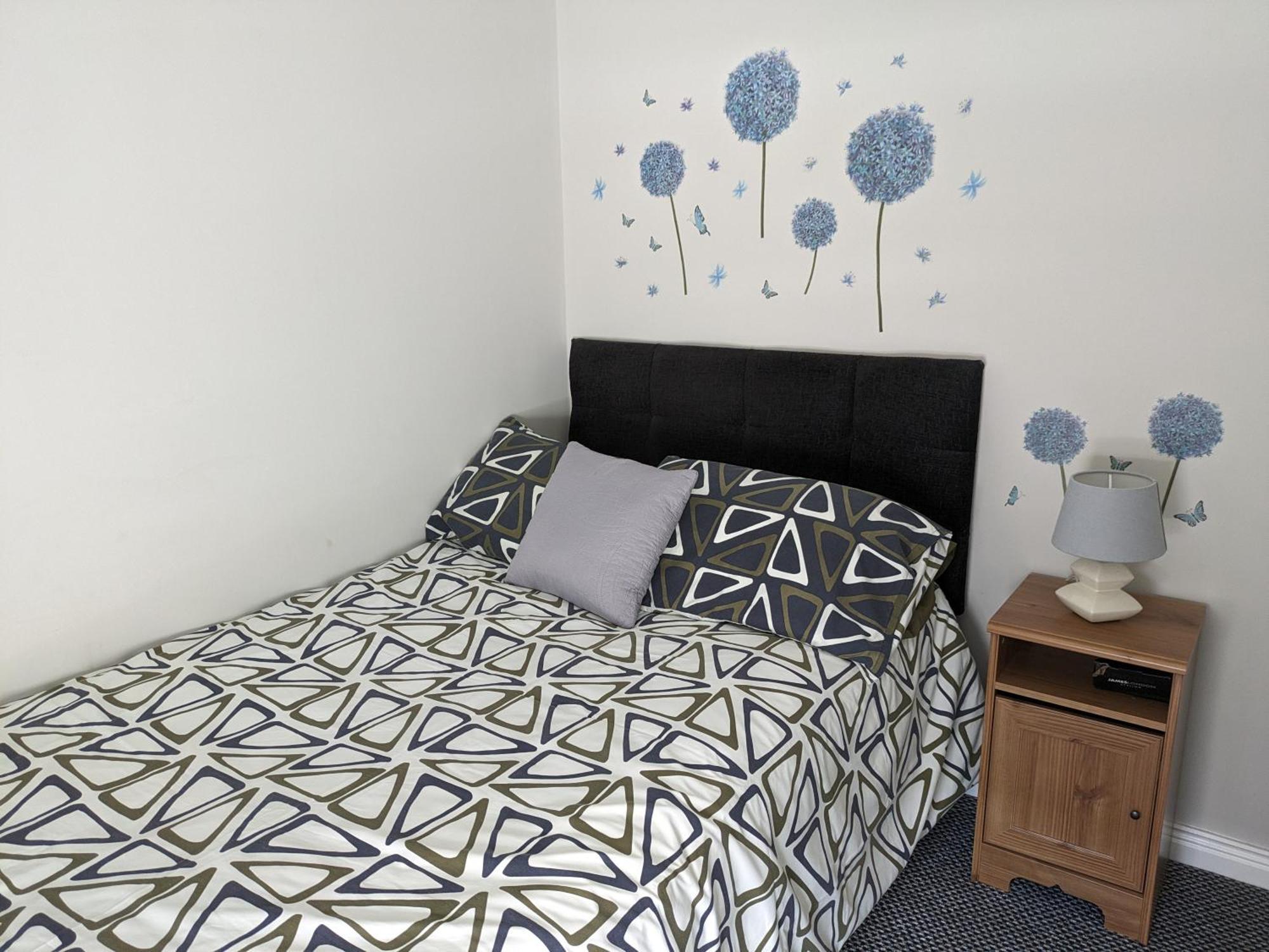 Maire Toireasa - Cosy Refurbished In The Gaeltacht Quarter Belfast